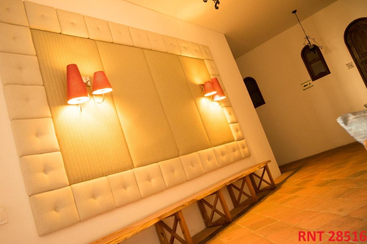 Hotel Union จีราร์ดอท ภายนอก รูปภาพ