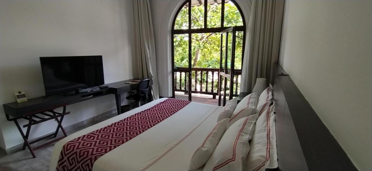 Hotel Union จีราร์ดอท ภายนอก รูปภาพ
